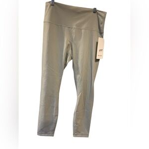 66. NWT Lululemon wunder train HR pant Size 12